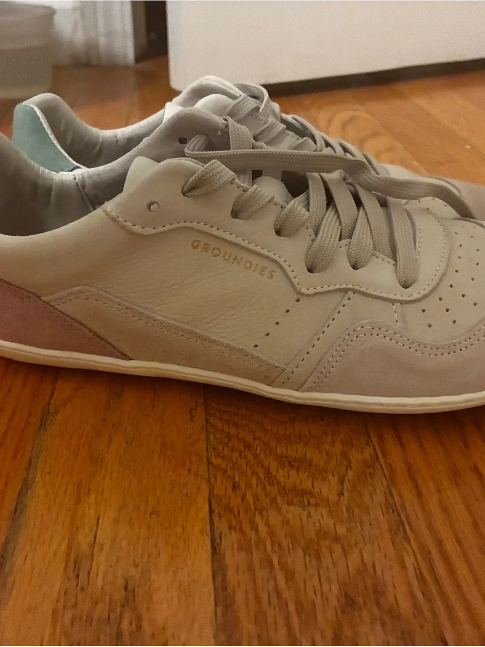 Groundies Women's Leather Sneakers in Light Beige with Pink Accent
